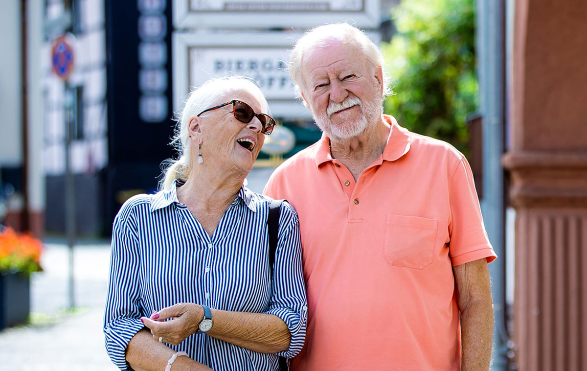 Glückliches älteres Paar